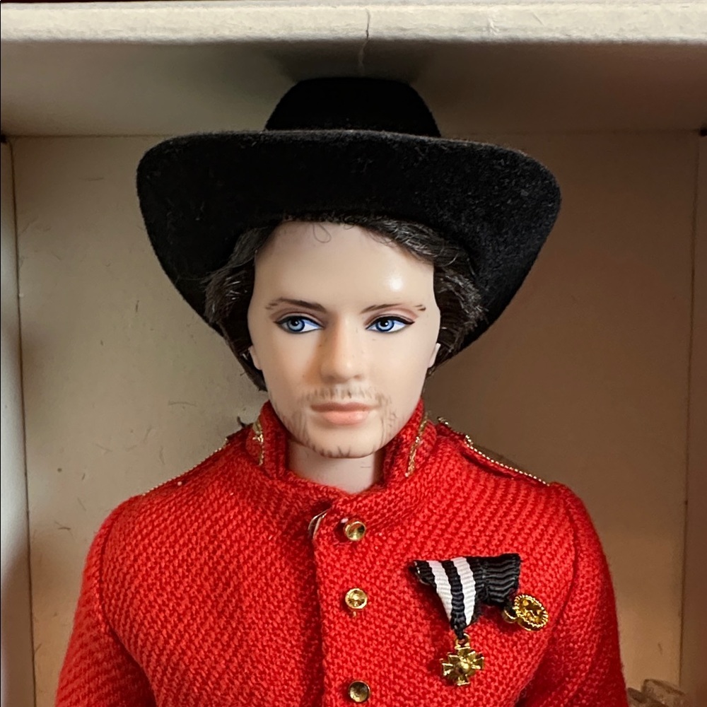 2010 Nicolai,  Ken Russian Genuine Silkstone doll (Barbie) - Picture 11 of 11